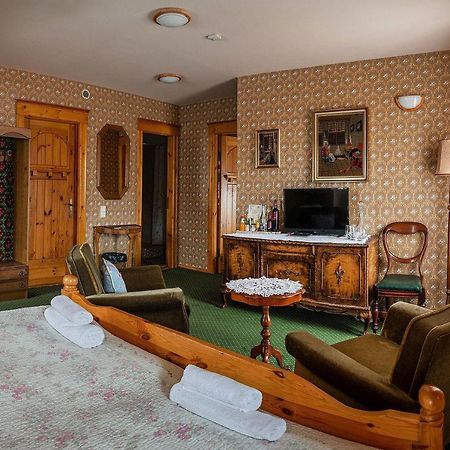 Pakruojis Manor Hotel Miller'S House Buitenkant foto